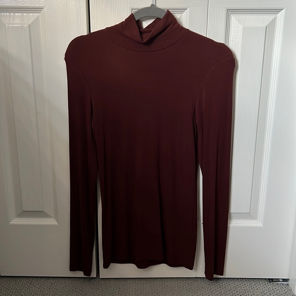 Wilfred only turtleneck